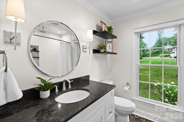 175 Woodstream Circle, Mooresville, NC 28117