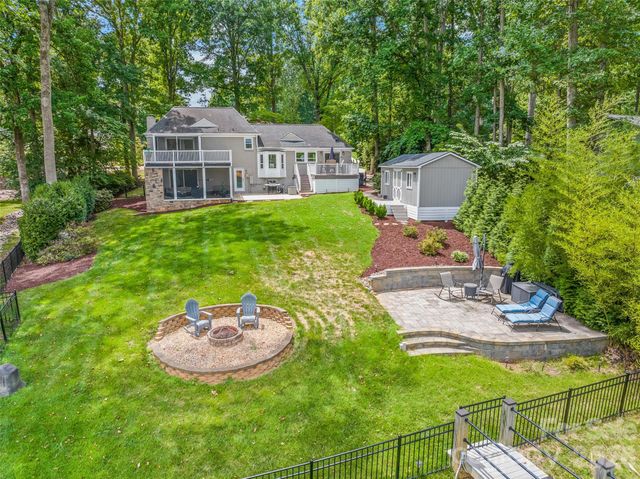 175 Woodstream Circle, Mooresville, NC 28117