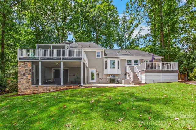 175 Woodstream Circle, Mooresville, NC 28117