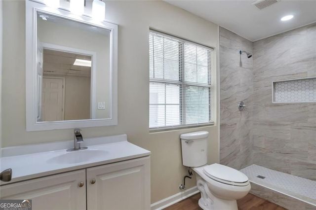 7086 Sir Galahad Way, Jonesboro, GA 30236