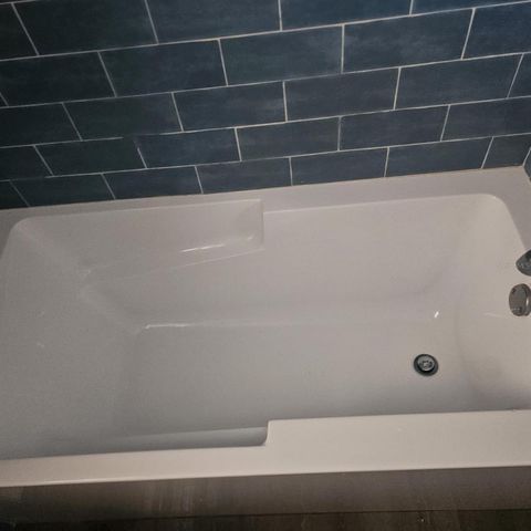 5215 E 17TH AVENUE, Tampa, FL 33619