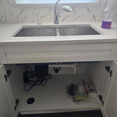 5215 E 17TH AVENUE, Tampa, FL 33619