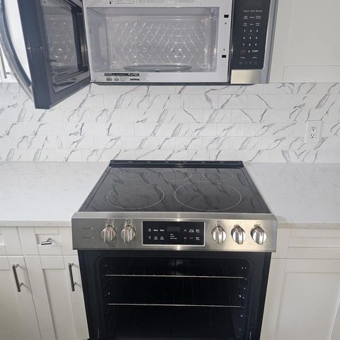 5215 E 17TH AVENUE, Tampa, FL 33619