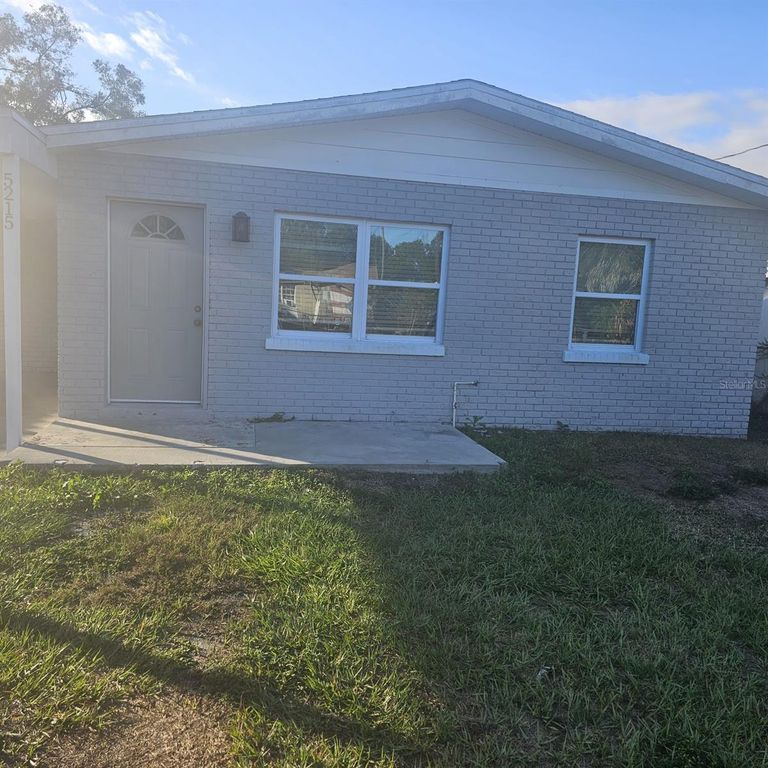 5215 E 17TH AVENUE, Tampa, FL 33619