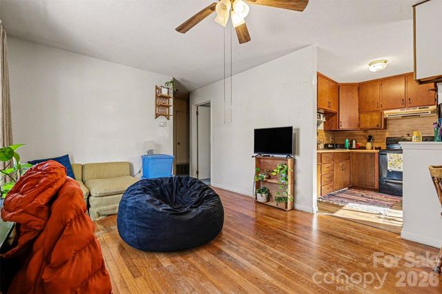 2320 Vinton Drive, Dallas, NC 28034