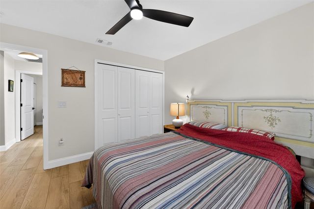 4667 HAMLETS GROVE DRIVE, Sarasota, FL 34235