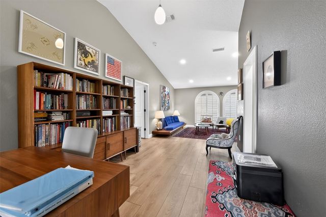 4667 HAMLETS GROVE DRIVE, Sarasota, FL 34235