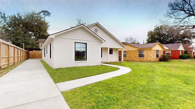 304 Graceland Street, Houston, TX 77009