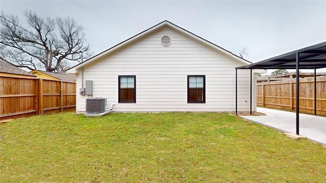 304 Graceland Street, Houston, TX 77009