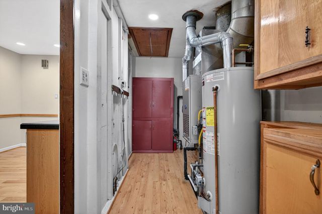 43 ABINGTON AVE, Marlton, NJ 08053