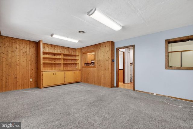 43 ABINGTON AVE, Marlton, NJ 08053