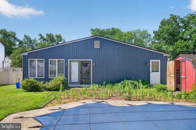 43 ABINGTON AVE, Marlton, NJ 08053