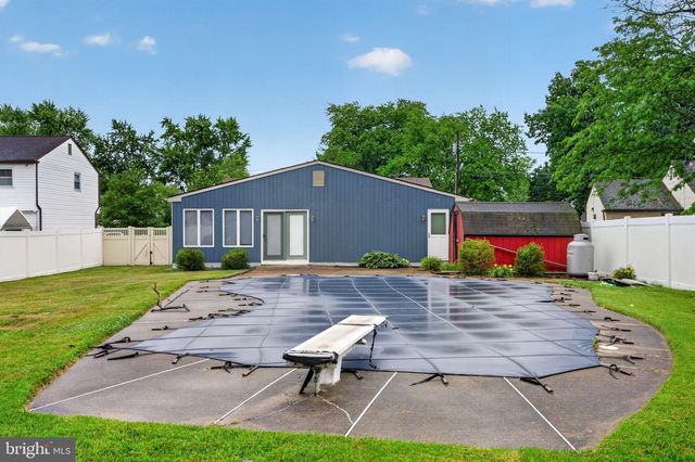 43 ABINGTON AVE, Marlton, NJ 08053