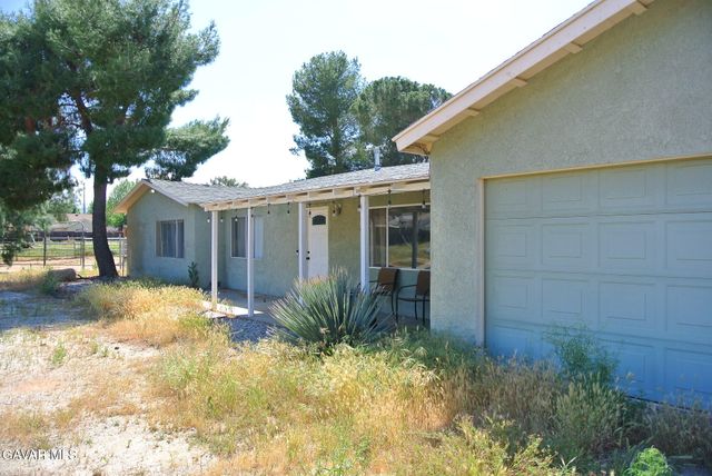 42435 45th Street, Lancaster, CA 93536