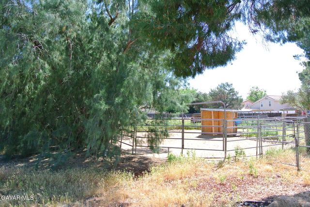 42435 45th Street, Lancaster, CA 93536