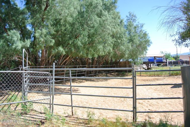 42435 45th Street, Lancaster, CA 93536