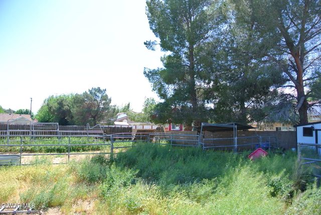 42435 45th Street, Lancaster, CA 93536