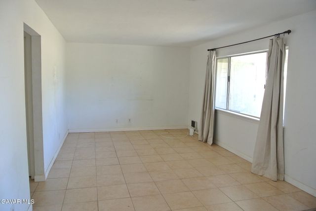 42435 45th Street, Lancaster, CA 93536