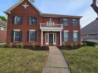 1742 Crescent Green Drive, Houston, TX 77094