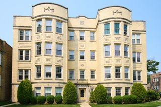 6558 N Washtenaw Avenue 2, Chicago, IL 60645