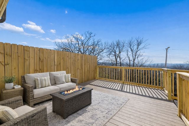 313 Huntington Ridge Dr, Nashville, TN 37211