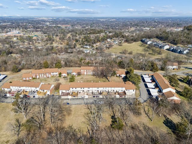 313 Huntington Ridge Dr, Nashville, TN 37211