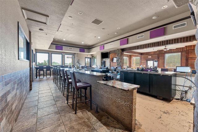 216 Middlebuster RD, Gonzales, TX 78629