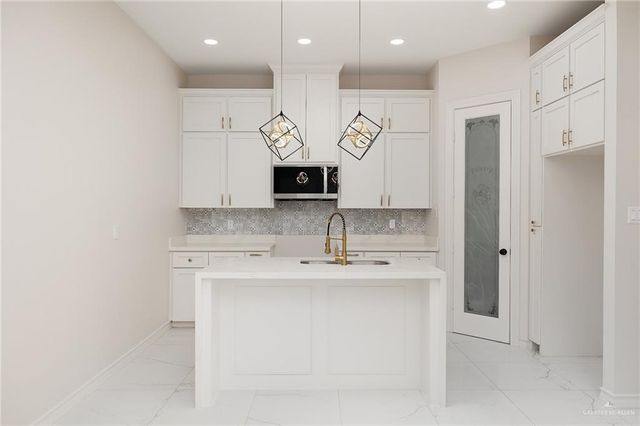 2549 Yuma Avenue, Mcallen, TX 78503