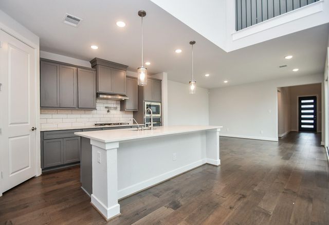 9242 Dearborn Knoll Drive, Cypress, TX 77433