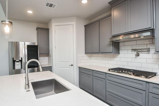 9242 Dearborn Knoll Drive, Cypress, TX 77433