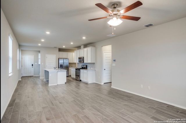 272 kinsley, New Braunfels, TX 78130