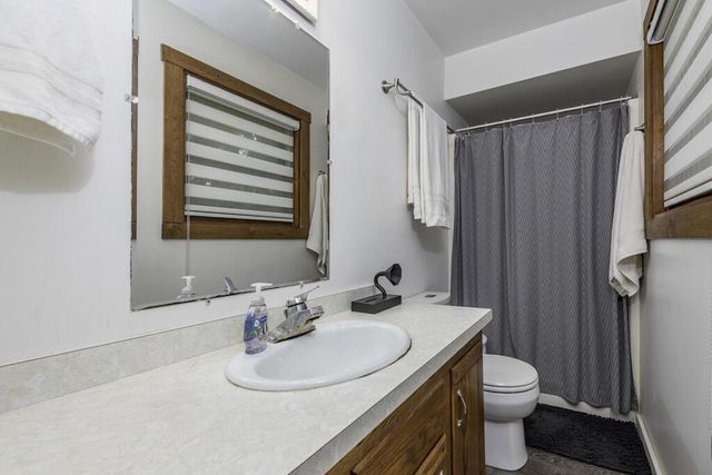 8214 203rd AVENUE, Bristol, WI 53104