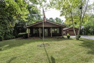 8214 203rd AVENUE, Bristol, WI 53104