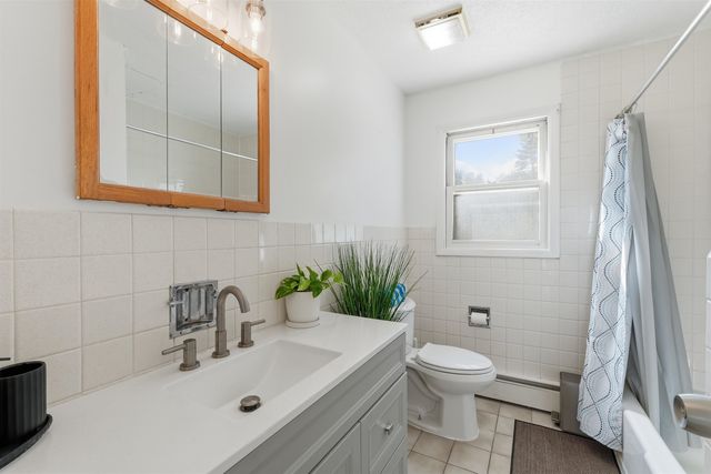890 Essex Road, Williston, VT 05495