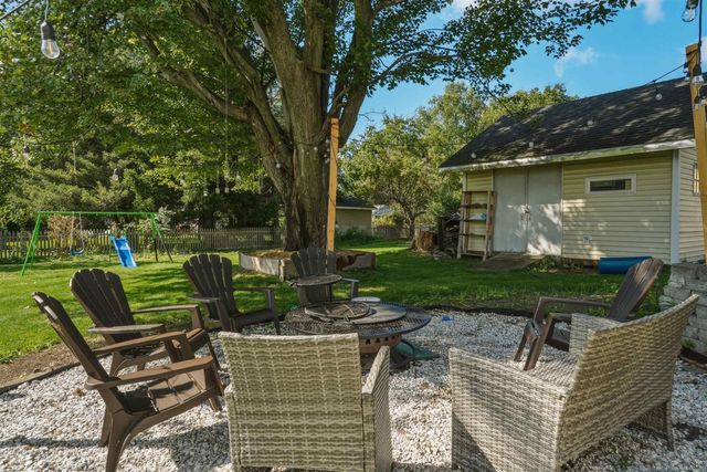 890 Essex Road, Williston, VT 05495