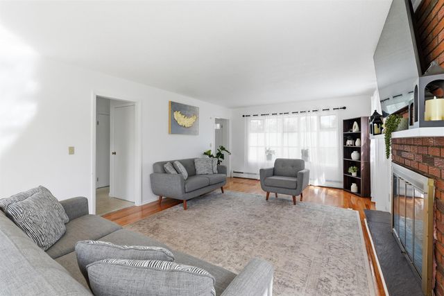 890 Essex Road, Williston, VT 05495