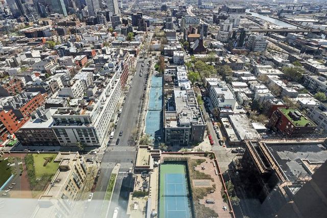 474 48th Ave Apt 35F, New York City, NY 11109