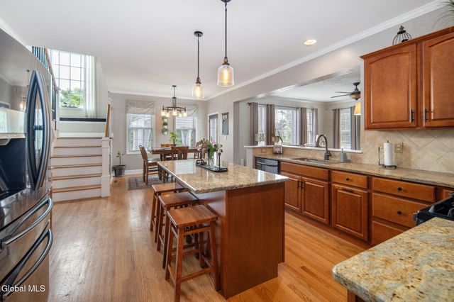 37 Farmview Lane, Halfmoon, NY 12188
