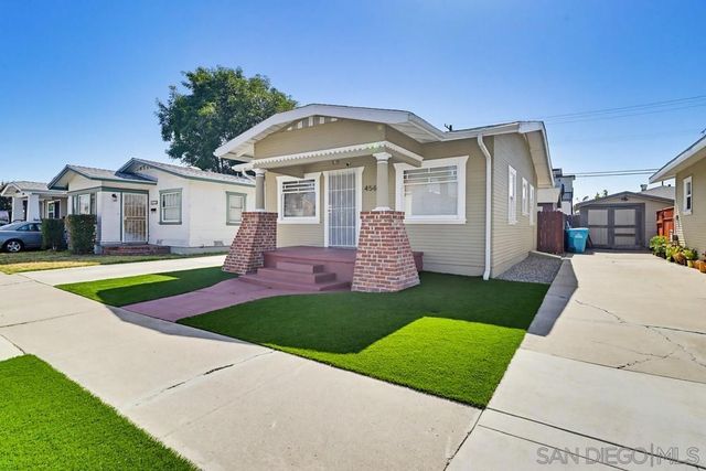 4564 32nd, San Diego, CA 92116