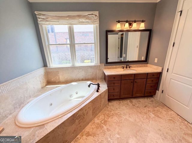 2036 Westwood Circle SE, Smyrna, GA 30080