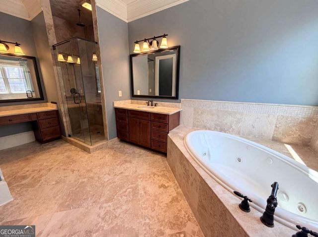 2036 Westwood Circle SE, Smyrna, GA 30080