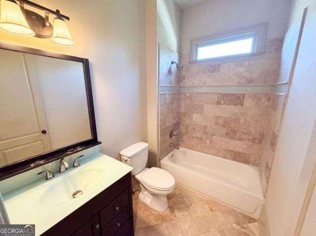 2036 Westwood Circle SE, Smyrna, GA 30080