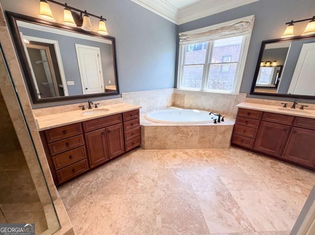 2036 Westwood Circle SE, Smyrna, GA 30080