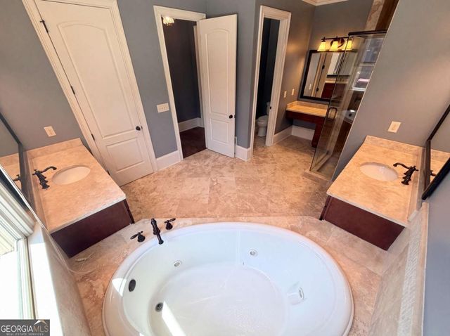2036 Westwood Circle SE, Smyrna, GA 30080