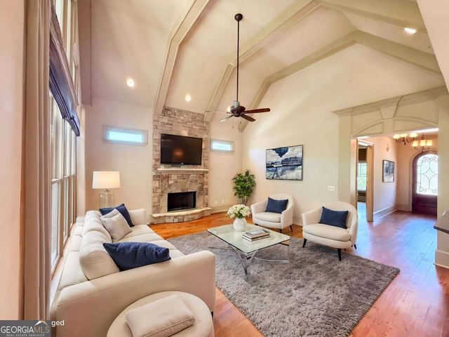 2036 Westwood Circle SE, Smyrna, GA 30080