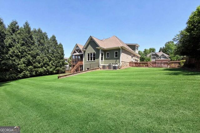 2036 Westwood Circle SE, Smyrna, GA 30080