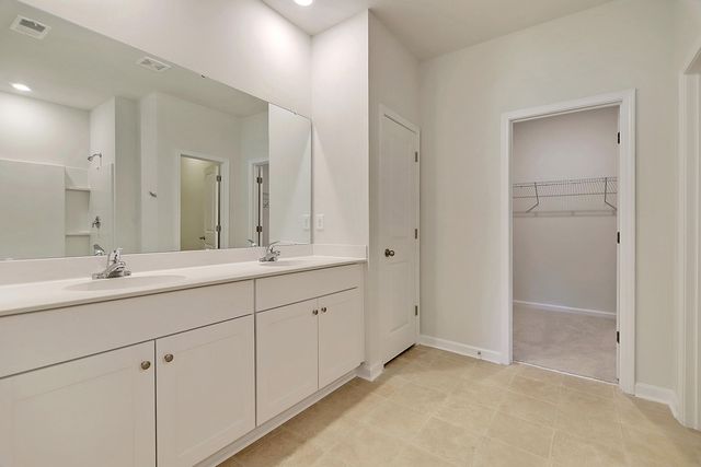 610 Winter Wren Way, Moncks Corner, SC 29461