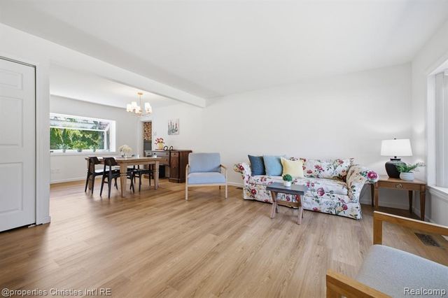 2805 Pinto Drive, Commerce Twp, MI 48382
