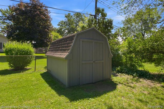 2805 Pinto Drive, Commerce Twp, MI 48382
