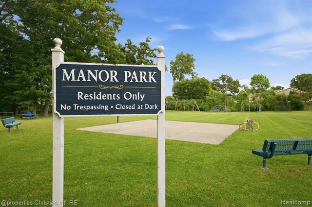 2805 Pinto Drive, Commerce Twp, MI 48382